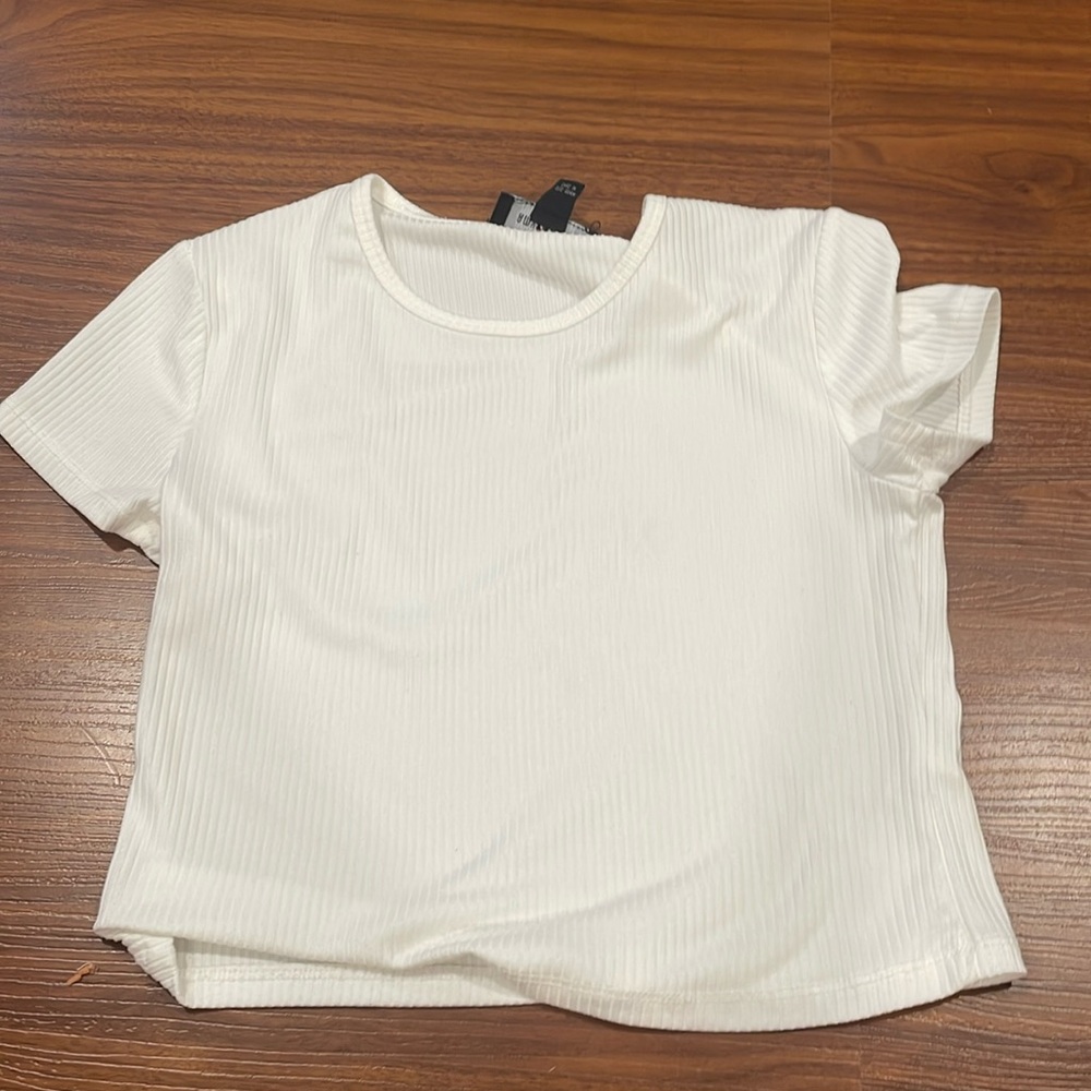 Women cropped T-shirt